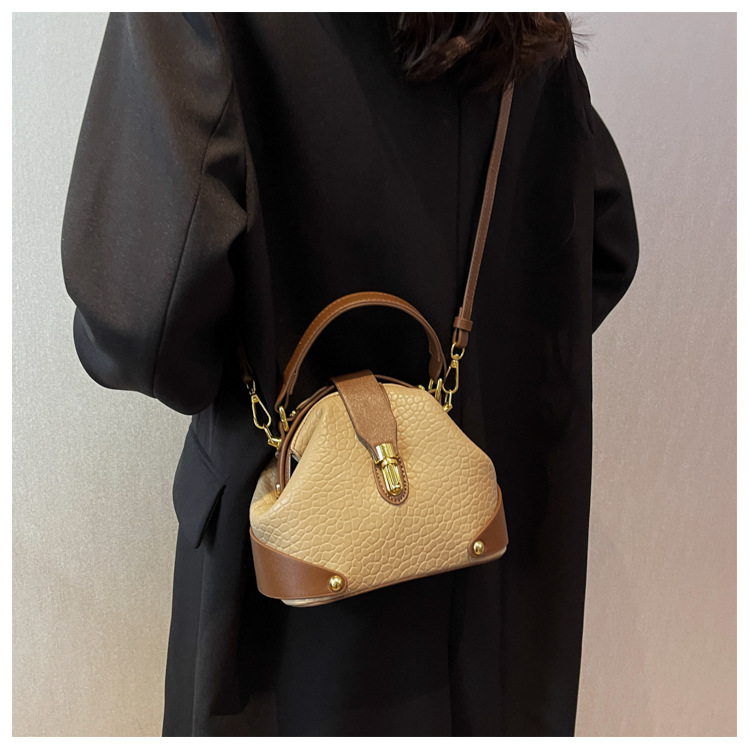 PU Leather Shell Bag – Urban Crossbody & Handbag